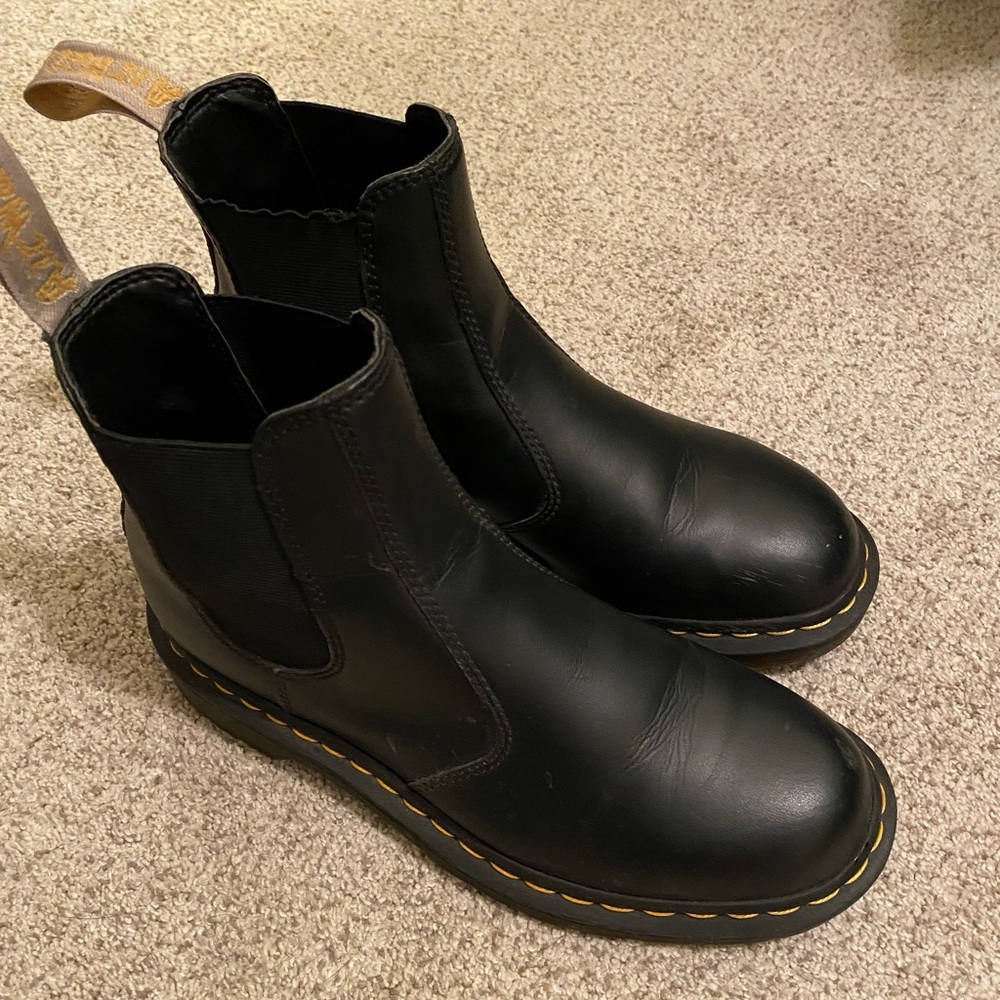 Dr Martens Vegan 2976 Felix Chelsea Boot